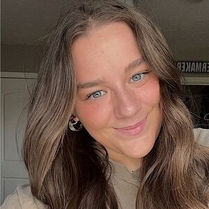 Meet your Posher, Allyson